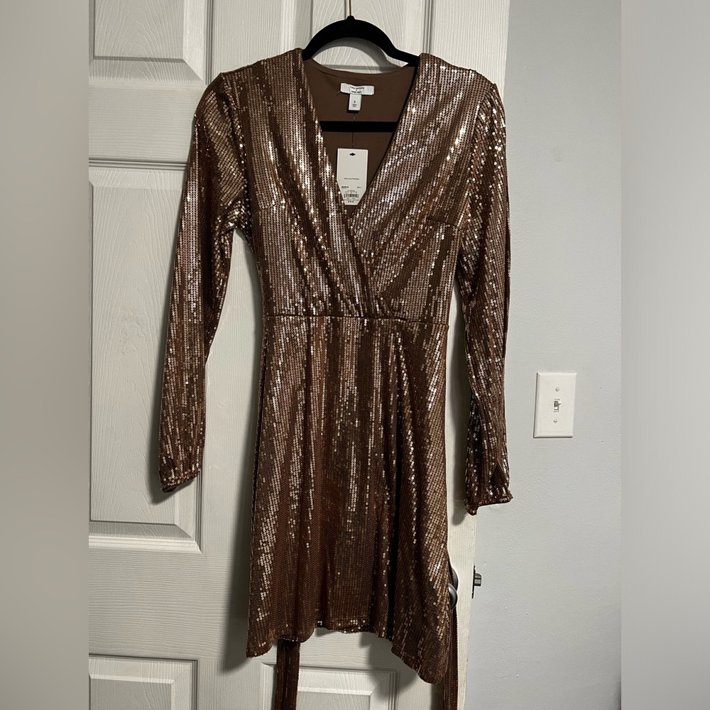 Gorgeous Sequin copper/gold fit and flare dress! Nine West x Cara Santana